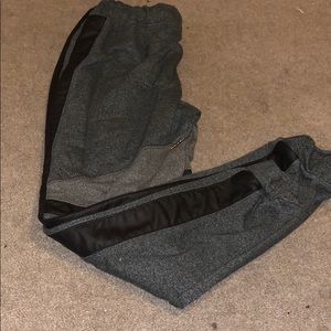 Grey joggers lether accents